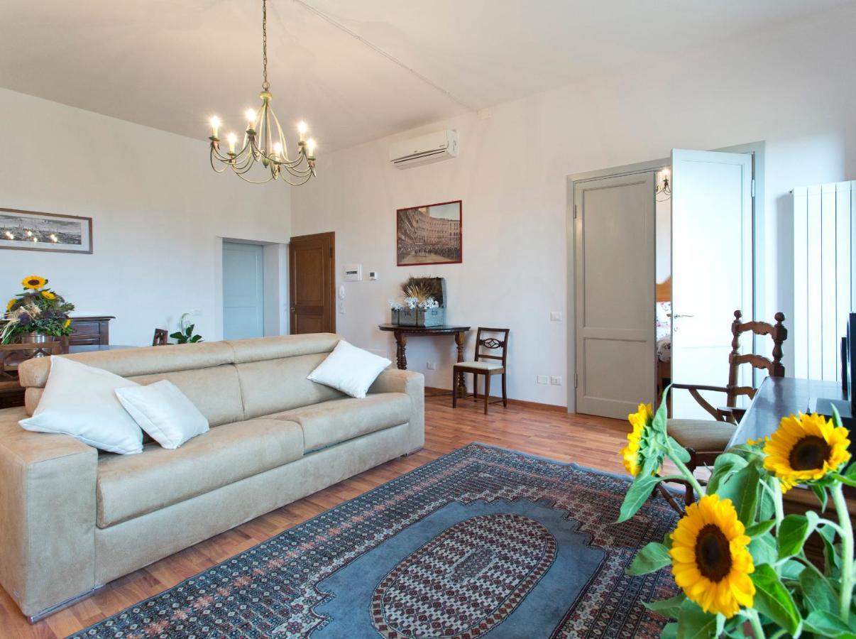 Residenza D'Epoca Palazzo Piccolomini Apartment Siena Luaran gambar